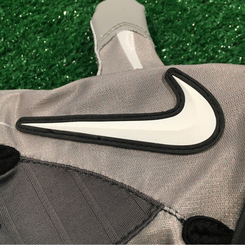 NEW NIKE VAPOR JET 1.0 WR FOOTBALL GLOVES XL OG “MESH” - Picture 4 of 6